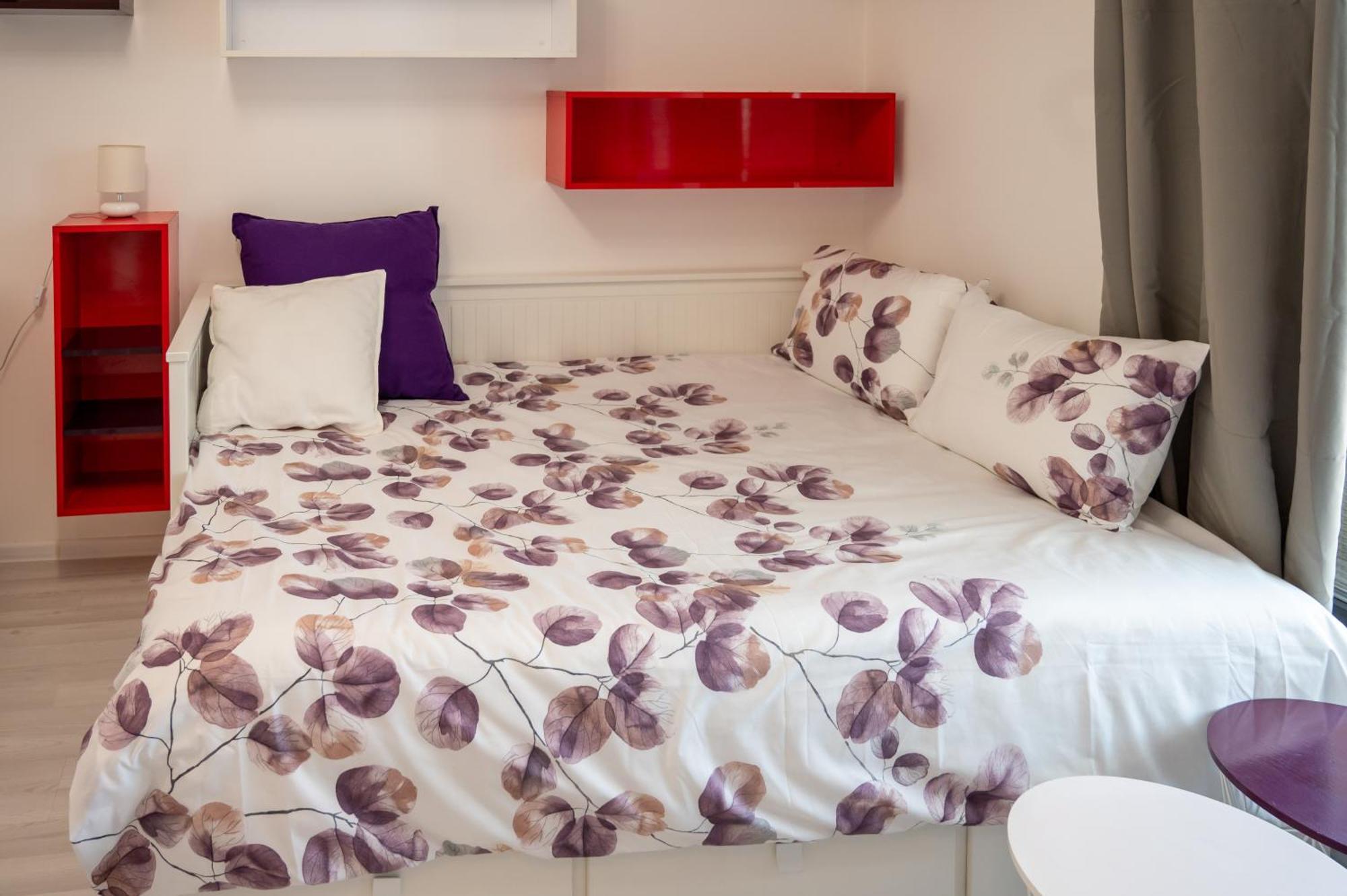 Апартаменты Colorful Studio With Balcony - Free Parking София Экстерьер фото
